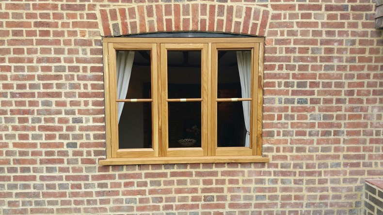 Period building fitted with wooden casement windows 1