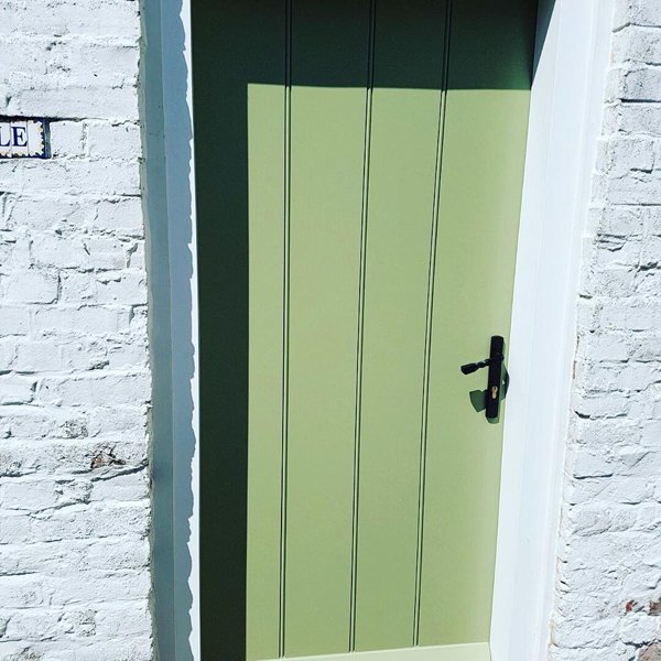 Ledge and Brace External