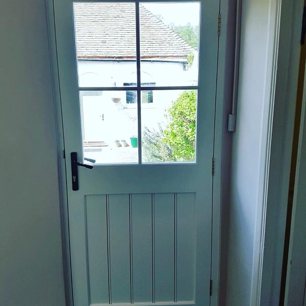 Ledge and Brace Internal